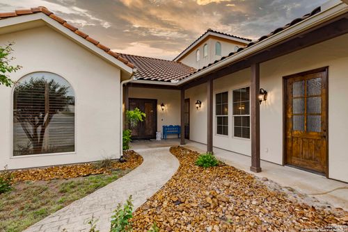 unit-15-15-3801-15 Club House Dr, Kerrville, TX, 78028-8219 | Card Image