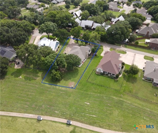 1806 Club Cir, House other with 3 bedrooms, 3 bathrooms and null parking in Salado TX | Image 14