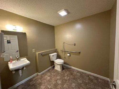 ste-f-3811 Central Ave, Kearney, NE, 68847-8173 | Card Image