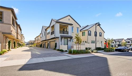 32609 Brunello Way, Temecula, CA, 92591-0375 | Card Image