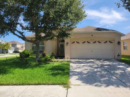 30541 Norseman Pl, WESLEY CHAPEL, FL, 33545-7027 | Card Image