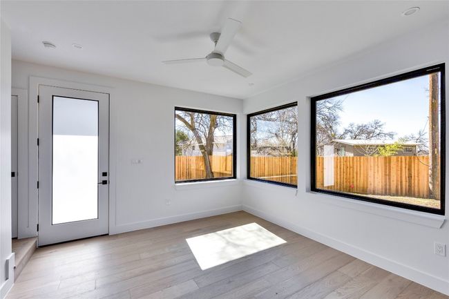 1804 Sylvan Dr, House other with 2 bedrooms, 3 bathrooms and 1 parking in Austin TX | Image 34
