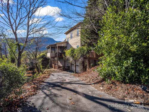 294 Ridgeway Road, Lake Lure, NC, 28746 | Card Image