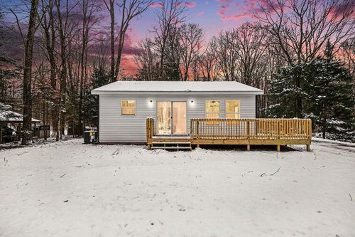 7788 E 36th St, Newaygo, MI, 49337-9573 | Card Image