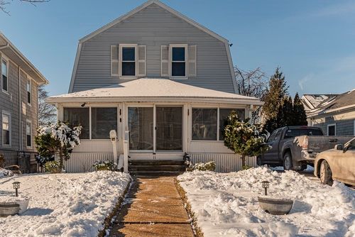 11 Plover Rd, Quincy, MA, 02169-2627 | Card Image