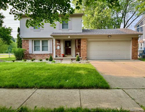 41878 Ravenwood St, Canton, MI, 48187-3926 | Card Image