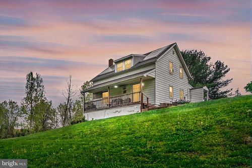 2 Circle Dr, WRIGHTSVILLE, PA, 17368-9513 | Card Image