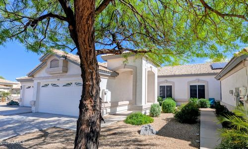 10867 W Chino Dr, Sun City, AZ, 85373-2395 | Card Image