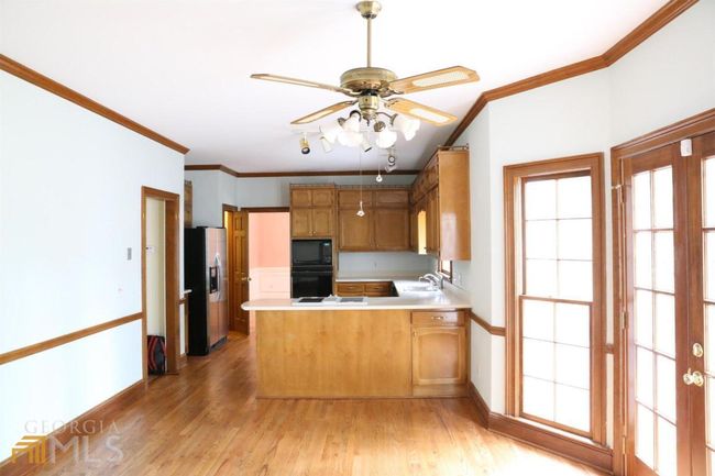 10485 Stonefield Lndg, House other with 5 bedrooms, 4 bathrooms and 2 parking in Johns Creek GA | Image 5