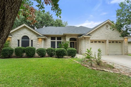 2300 Willow Ln, Taylor, TX, 76574-1380 | Card Image