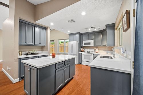 17511 Favor Bend Ct, Humble, TX, 77396-1655 | Card Image