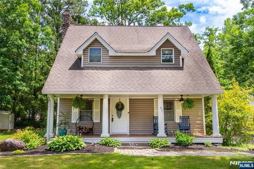 63 Ramapo Rd, Hewitt, NJ, 07421-3172 | Card Image