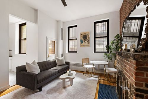 1c-252 W 20th St, New York, NY, 10011-3546 | Card Image