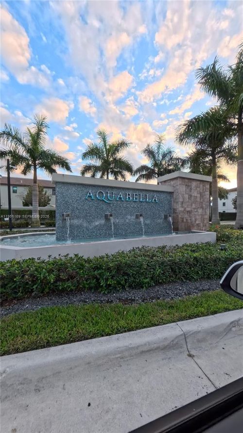 3410 W 112th Pl, Hialeah, FL, 33018-2219 | Card Image