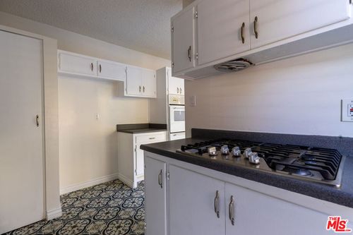 3-11133 Rose Ave, Venice, CA, 90291-2411 | Card Image