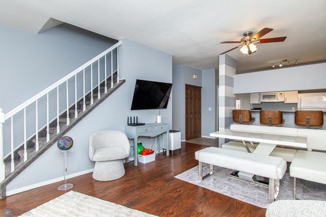 Living Room | Image 12