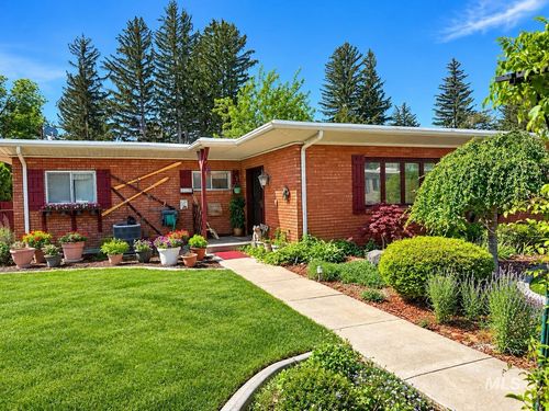 529 14th St, Rupert, ID, 83350-1212 | Card Image