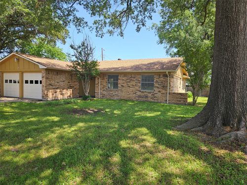 3308 Memphis St, Greenville, TX, 75402-6220 | Card Image