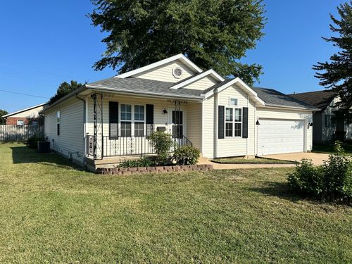 1401 Cheryl Ln, Webb City, MO, 64870-2499 | Card Image