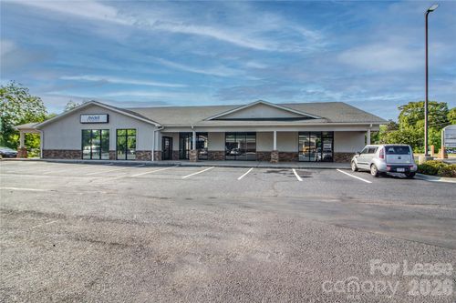 a-285 N Main St, Troutman, NC, 28166-9515 | Card Image