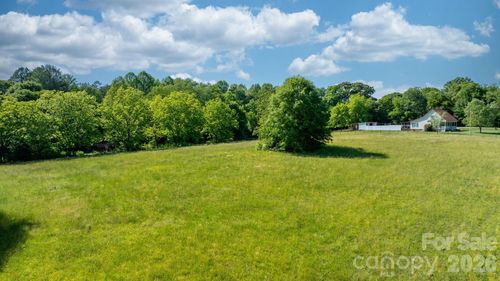 5587 Lee Cline Rd, Conover, NC, 28613-8789 | Card Image