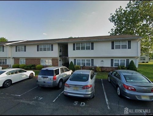 b-5 Texas Ct, Matawan, NJ, 07747-4440 | Card Image