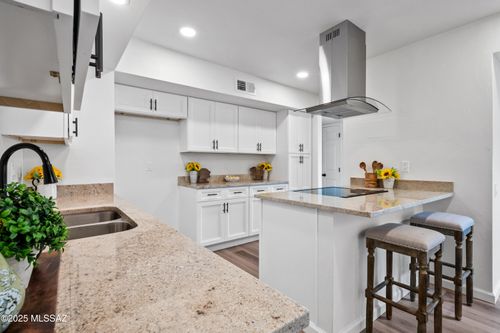 2730 S Calle Morena, Green Valley, AZ, 85622-8409 | Card Image