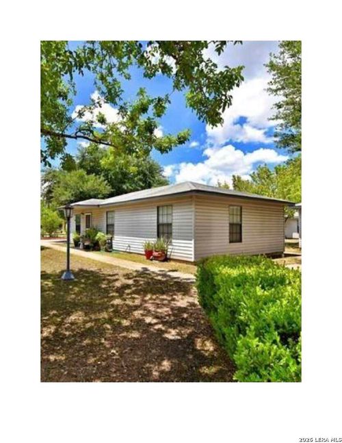 1-927 W Formosa Blvd, San Antonio, TX, 78221-2608 | Card Image