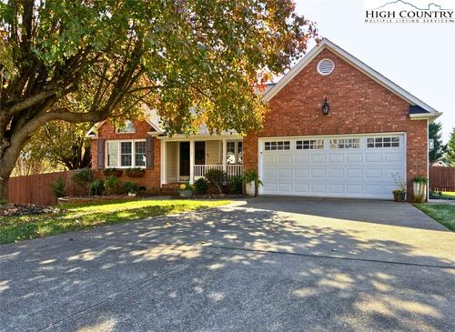 162 Lonetree Drive, Advance, NC, 27006 | Card Image