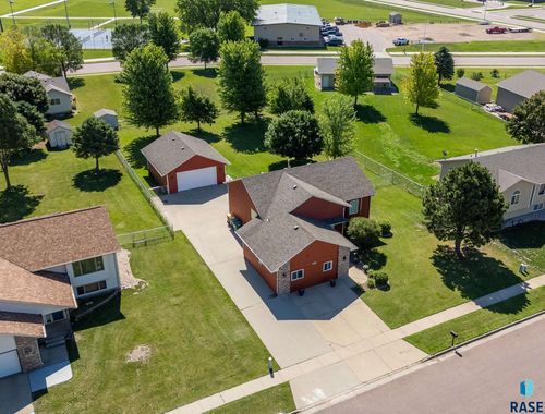 510 S Mary Dr, Tea, SD, 57064-2118 | Card Image