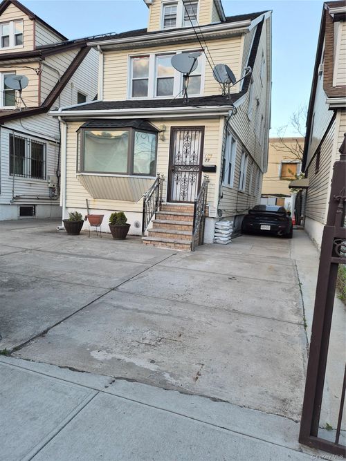 109-33 135th St, South Ozone Park, NY, 11420-1810 | Card Image