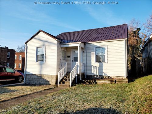 1053 14th Street, Huntington, WV, 25701 | Card Image