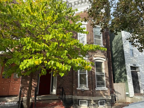 229 Green St, Schenectady, NY, 12305-1457 | Card Image