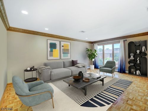 18 Jani Ct, Clifton, NJ, 07013-2518 | Card Image