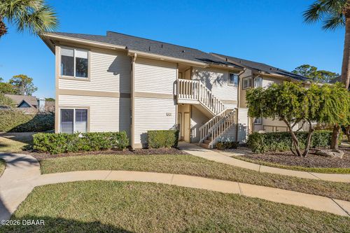 39 Magnolia Dr S, Ormond Beach, FL, 32174-9221 | Card Image