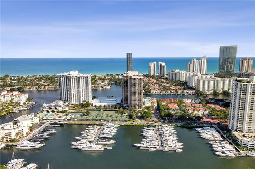 apt-27j-19667 Turnberry Way, Aventura, FL, 33180-2513 | Card Image