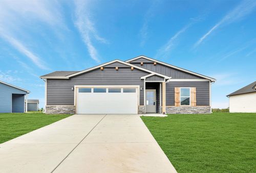 1607 N Emerald Valley Dr, Mulvane, KS, 67110 | Card Image