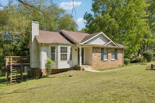 2649 Dotsonville Rd, Clarksville, TN, 37042-6925 | Card Image