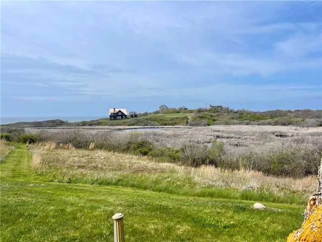 899 Cooneymus Rd, House other with 5 bedrooms, 4 bathrooms and 4 parking in Block Island RI | Image 26
