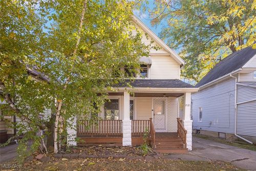 2135 W 103rd St, Cleveland, OH, 44102-3526 | Card Image