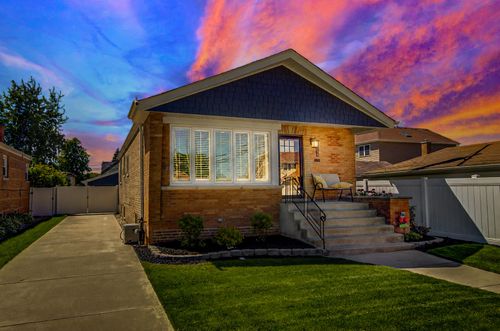 10546 S Drake Avenue, Chicago, IL, 60655 | Card Image