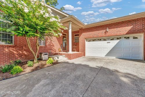 2464 Mountain Drive, Lenoir City, TN, 37772 | Card Image