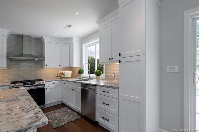 20 Jeffrey Lane, House other with 4 bedrooms, 3 bathrooms and null parking in Southington CT | Image 9