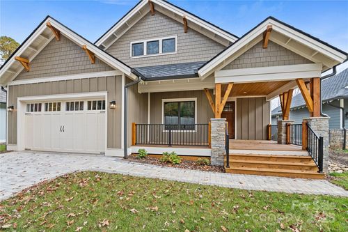 127 Creekside Valley Ln, Arden, NC, 28704-1174 | Card Image