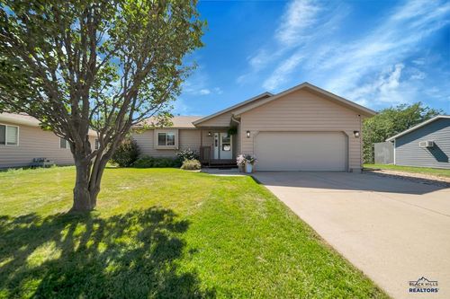 5256 Basswood St, Rapid City, SD, 57703-6500 | Card Image
