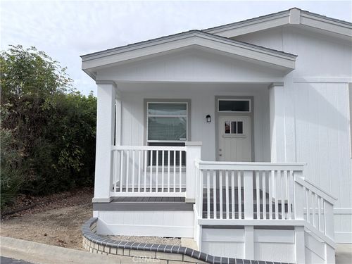 spc-69-2130 Sunset Dr, Vista, CA, 92081-4517 | Card Image