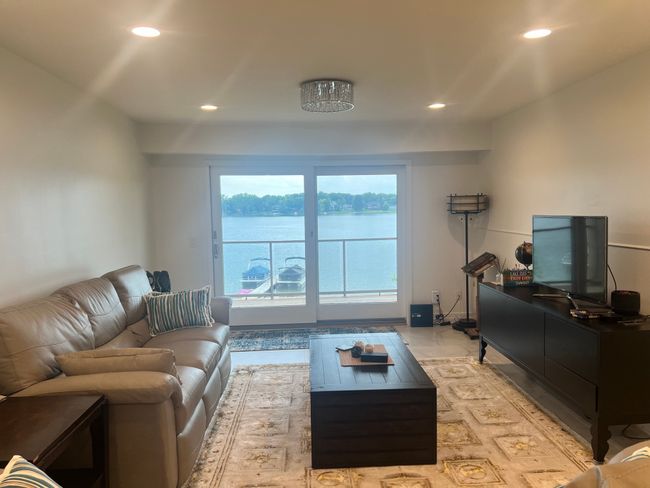Great Room | Image 8