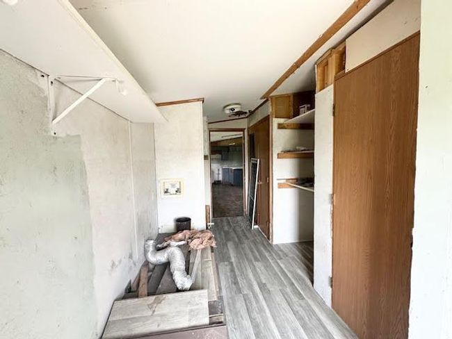 Laundry | Image 13