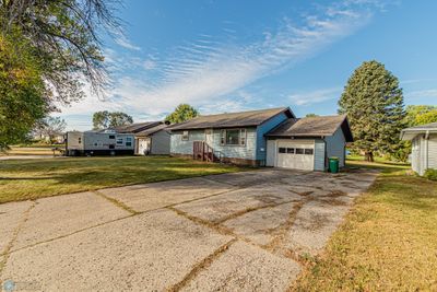 917 Fifth St S Wahpeton, ND-26.jpg | Image 2