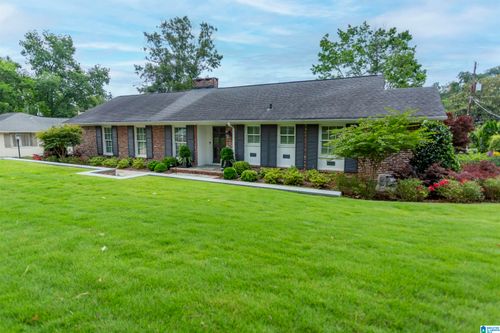 2121 Mountain View Dr, VESTAVIA HILLS, AL, 35216-2023 | Card Image